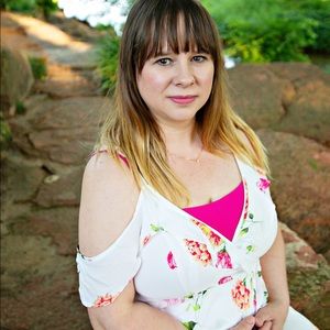 Meet your Posher, Crystal